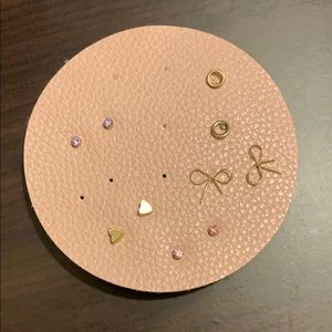 Francesca’s Earring Set Gold and Pinks